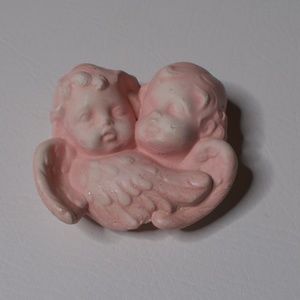 ceramic two baby angels decor